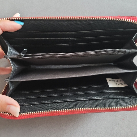 Wallet - Picture 3 of 3